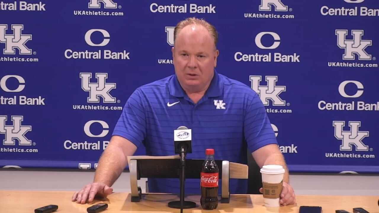 KENTUCKY GAME WEEK | Stoops looks back, looks ahead, sets the tone for Florida